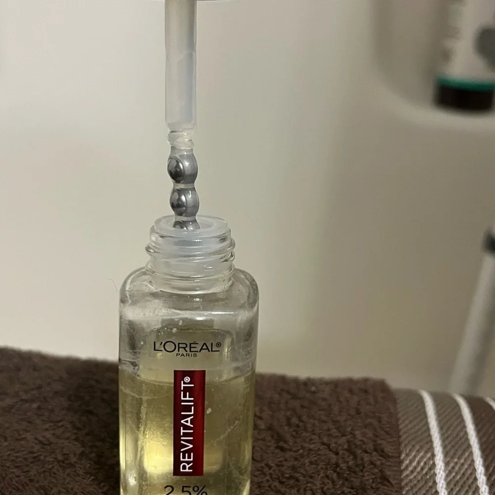 L'Oreal Revitalift Blue & Silver Serum Duo fine lines, wrinkles & dark circles